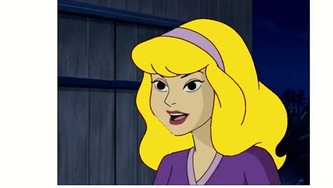 daphne scooby doo hair color